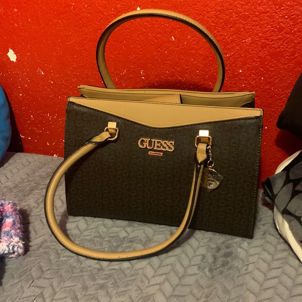 G by guess handbag brand new